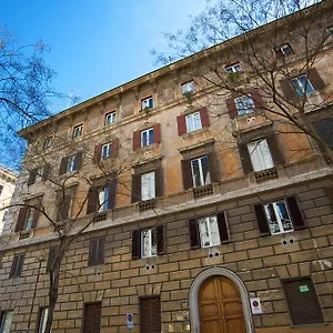 https://germanico-maxi.it-romehotels.com